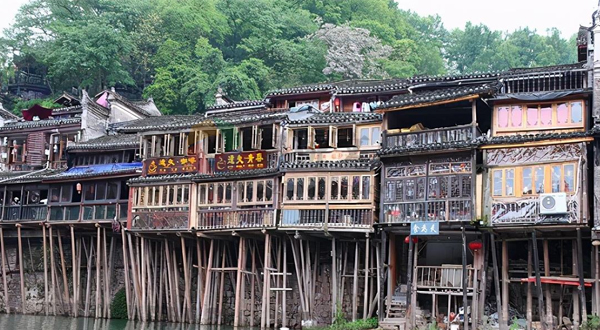 架空层华体在线登录入口-华体（中国）